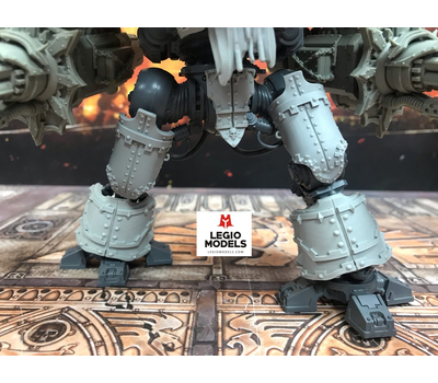 Dark mech hips