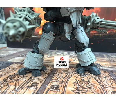 Dark mech hips